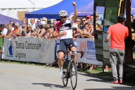 Grono-Rossa: vittoria di Cyrille Thièry