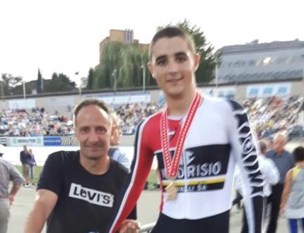 Loris Hochstrasser in evidenza al velodromo di Zurigo-Oelikon 3° nel Campionato Svizzero velocità a squadre